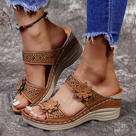 Awakecrm Crystal Wedge Slippers Women Summer  Fashion Flower Platform Sandals Woman Plus Size 43 Thick Bottom Beach Shoes Flip Flops